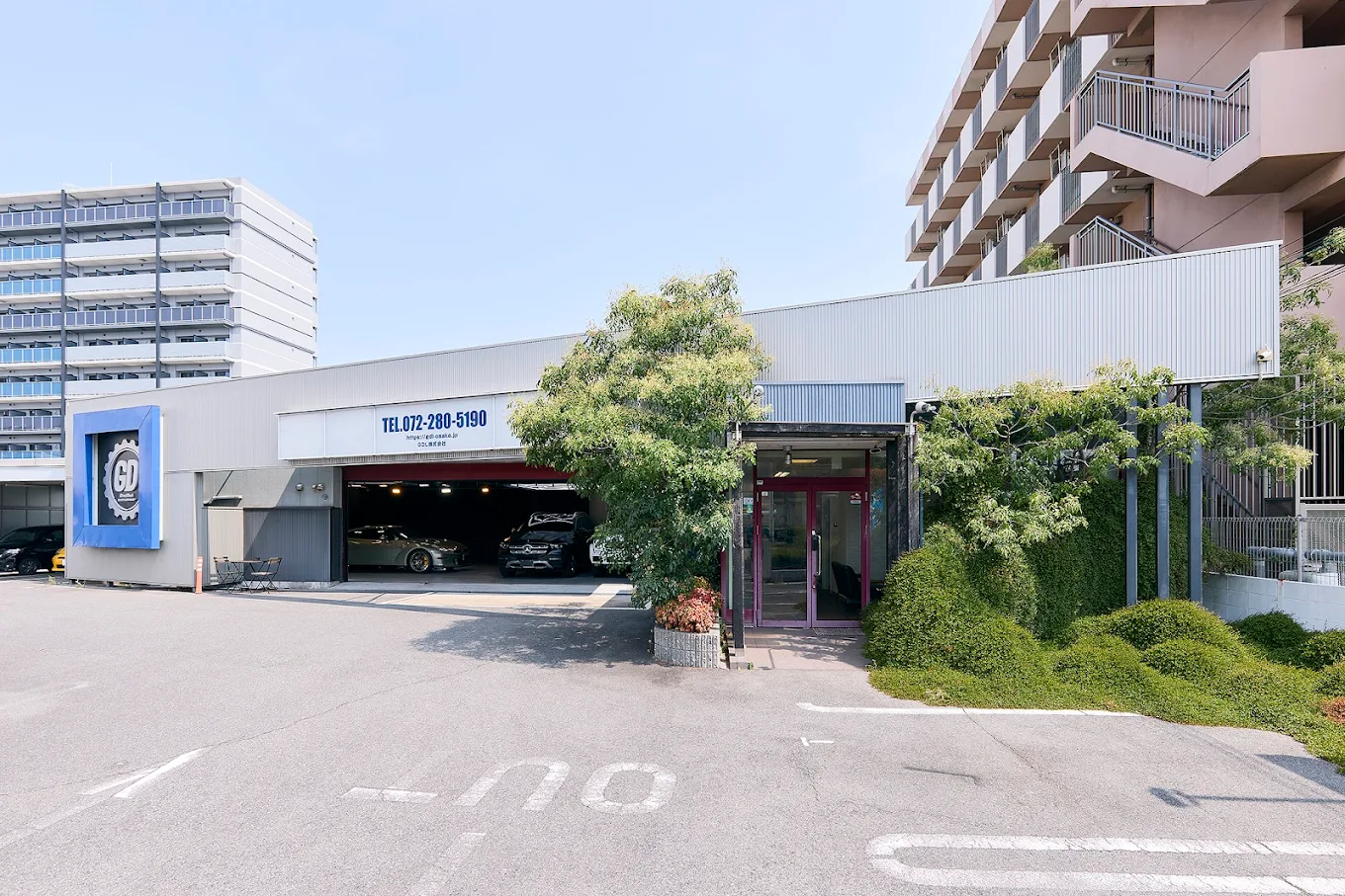 店舗外観または施工風景